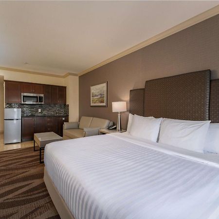 Prestige Harbourfront Resort, Worldhotels Luxury Salmon Arm Ngoại thất bức ảnh