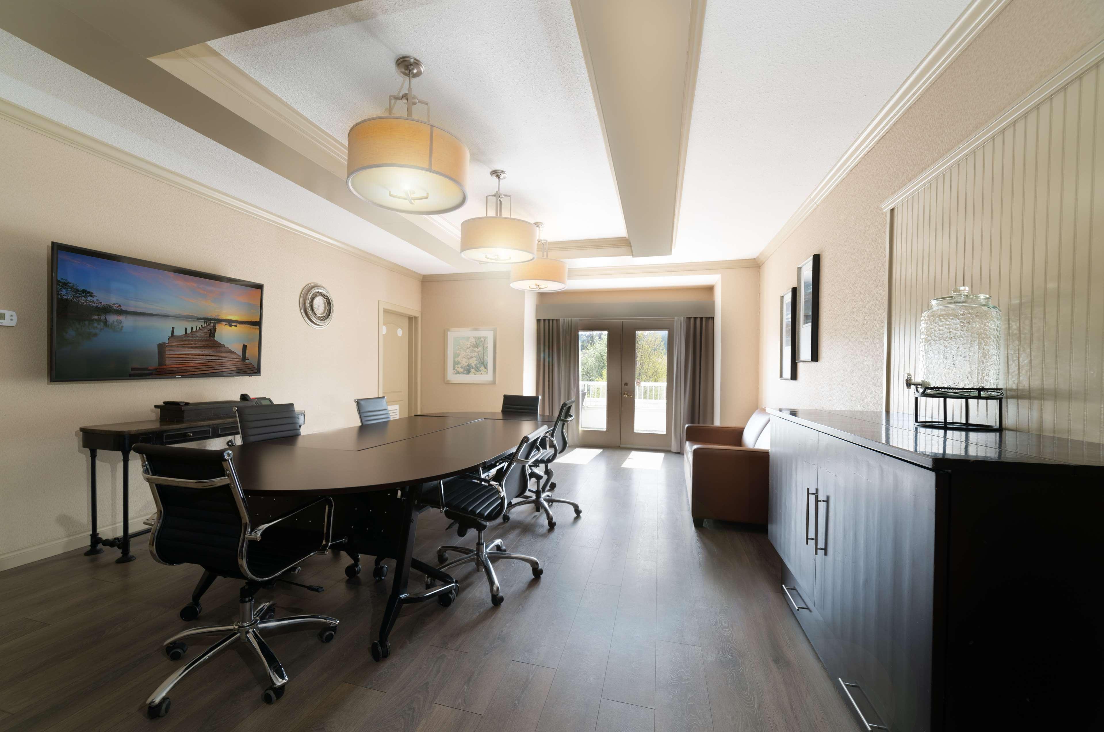 Prestige Harbourfront Resort, Worldhotels Luxury Salmon Arm Ngoại thất bức ảnh