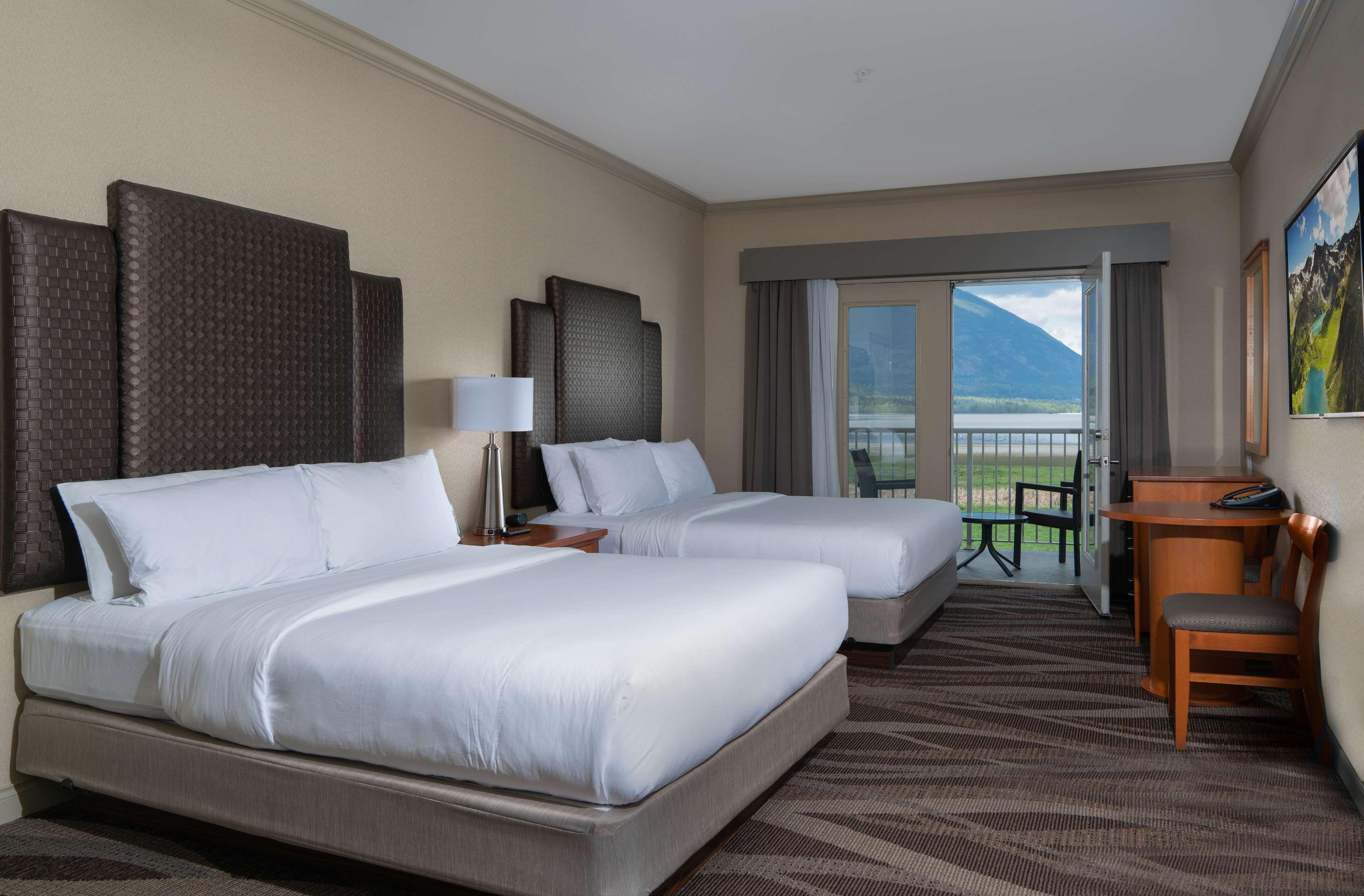Prestige Harbourfront Resort, Worldhotels Luxury Salmon Arm Ngoại thất bức ảnh