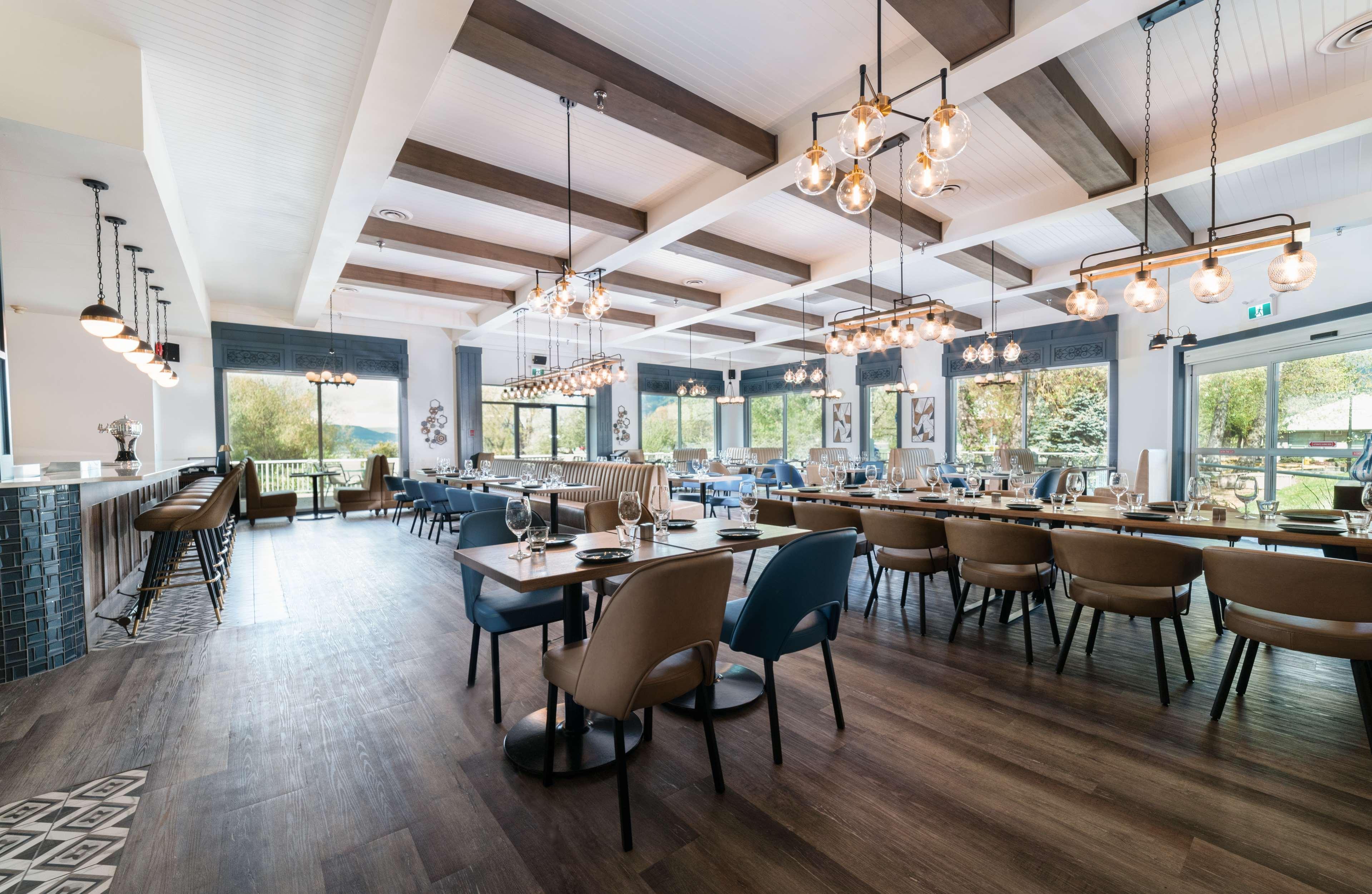 Prestige Harbourfront Resort, Worldhotels Luxury Salmon Arm Ngoại thất bức ảnh