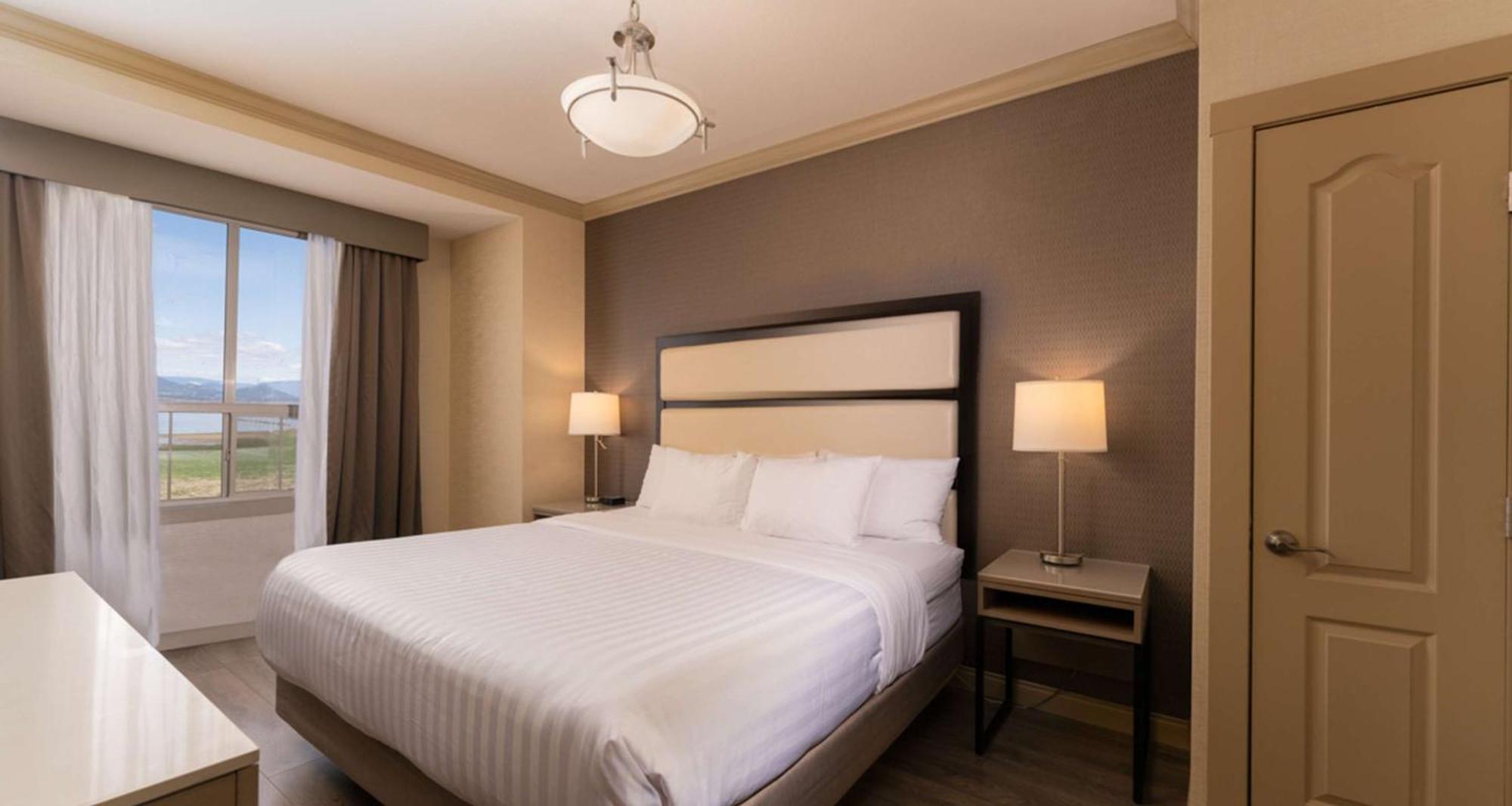 Prestige Harbourfront Resort, Worldhotels Luxury Salmon Arm Ngoại thất bức ảnh