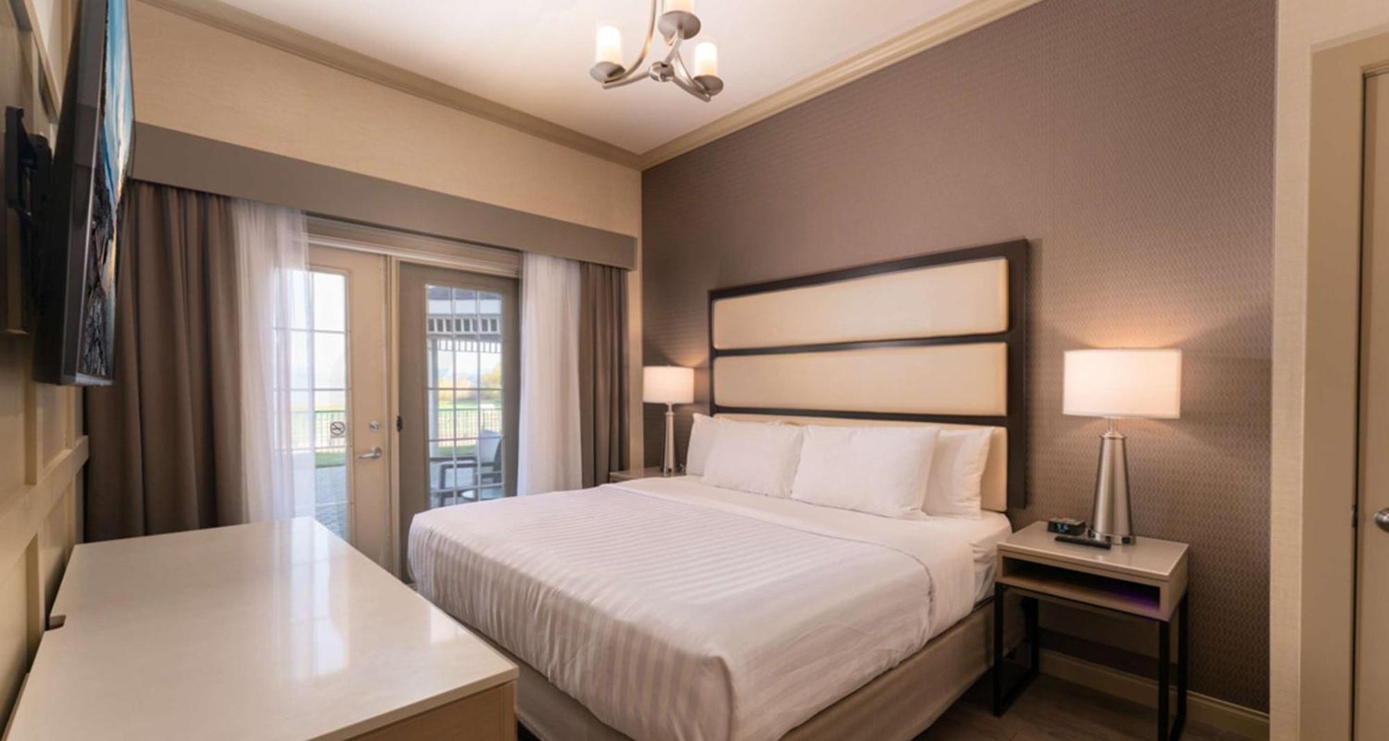 Prestige Harbourfront Resort, Worldhotels Luxury Salmon Arm Ngoại thất bức ảnh